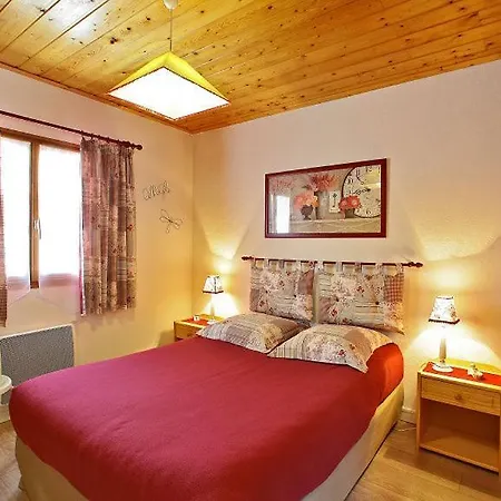 Nadaillac-de-rouge Sleeps 8 Pool Air Con Wifi Villa