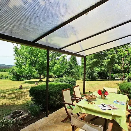 Nadaillac-de-rouge Sleeps 8 Pool Air Con Wifi * Nadaillac-de-Rouge